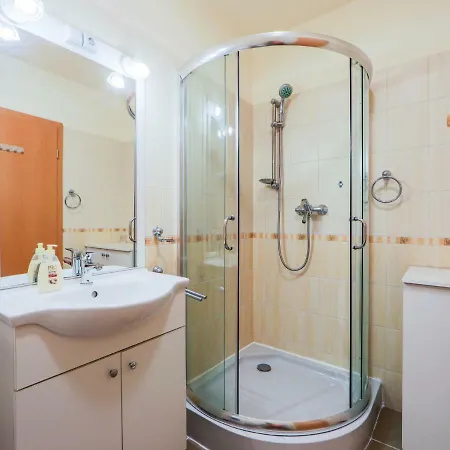 Apartment Balaton 2112 Balatonszarszo